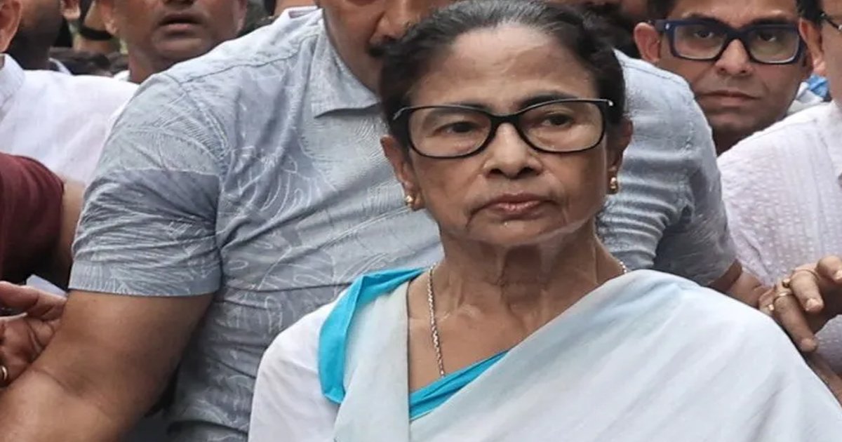 প্রতীক ফ্রিজের ‘তীব্র বিরোধিতা’, নির্বাচন কমিশনকে বিকল্প জানাল মমতা শিবির