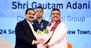 বাংলায় ১ লক্ষ কোটির বেশি বিনিয়োগের ঘোষণা, আদানির সঙ্গে মুখ্যমন্ত্রীর বৈঠকে জোর শিল্পে, নজরে বন্দর-বিদ্যুৎ থেকে ডেটা সেন্টারেও