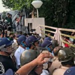 SRFTI ক্যাম্পাসে RSS-এর শাখা সংগঠনের অনুষ্ঠানকে কেন্দ্র করে উত্তেজনা, অবস্থান বিক্ষোভে পড়ুয়ারা